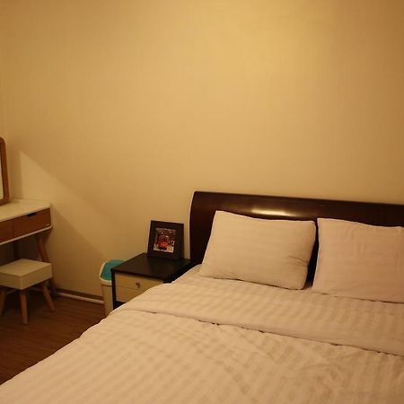 Moon Hostel Сеул Экстерьер фото