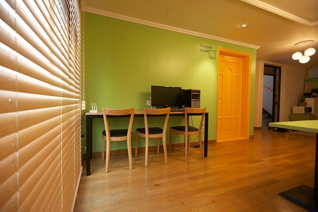 Moon Hostel Сеул Экстерьер фото