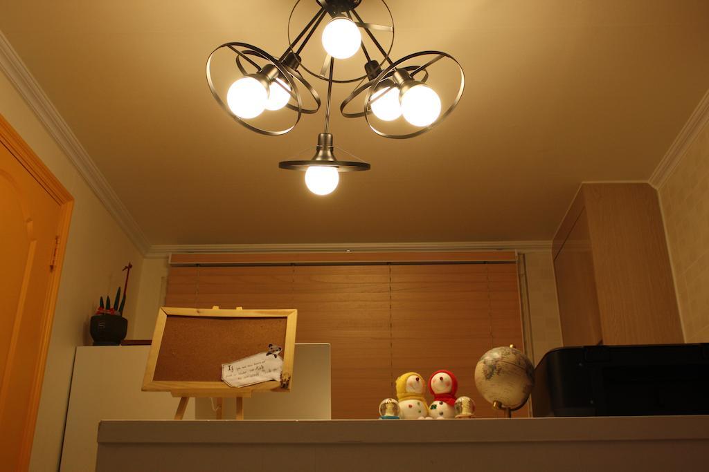 Moon Hostel Сеул Экстерьер фото
