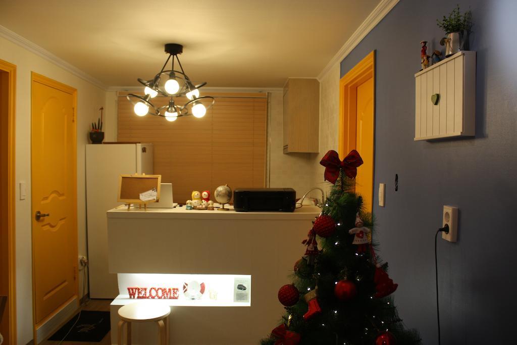 Moon Hostel Сеул Экстерьер фото