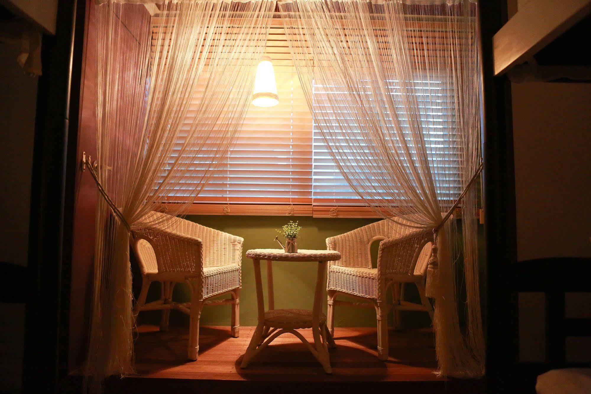 Moon Hostel Сеул Экстерьер фото